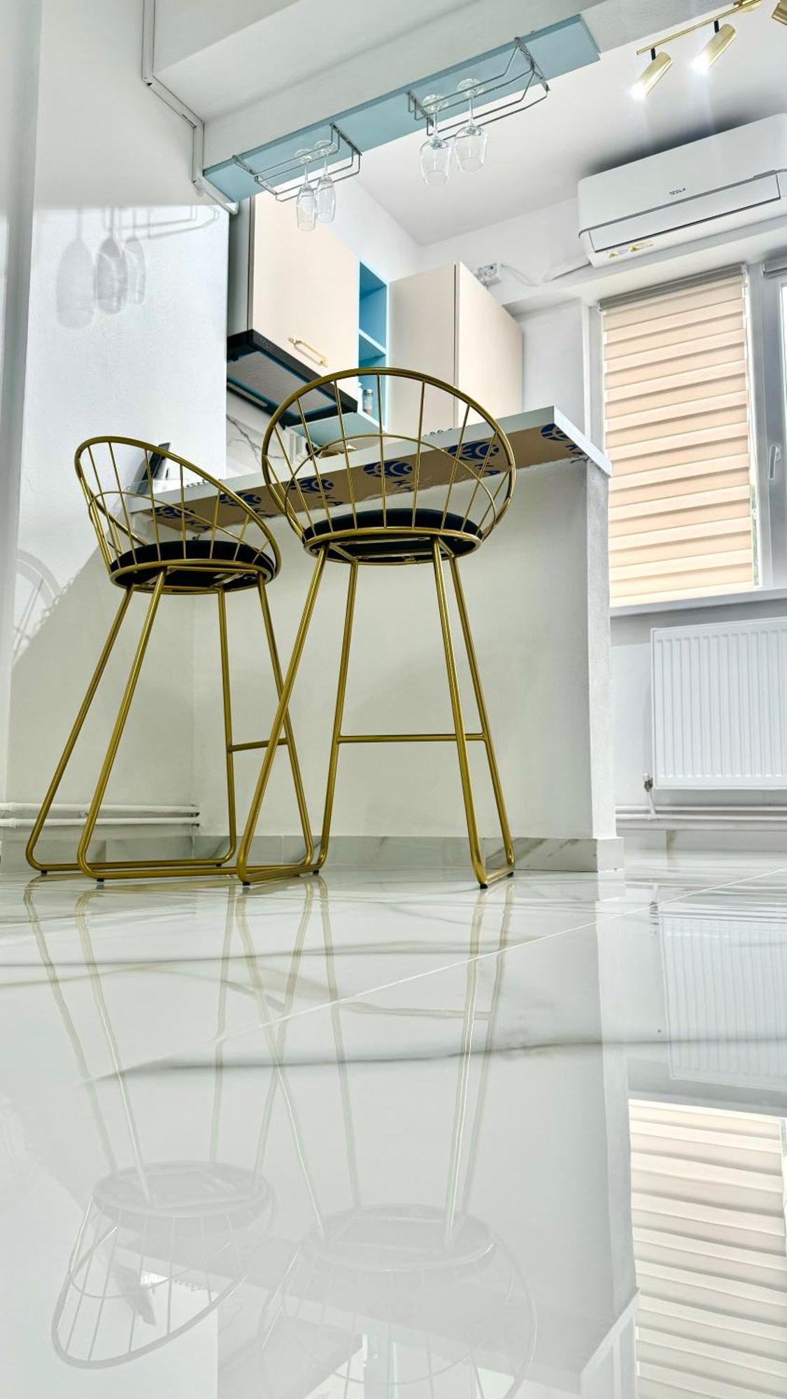 Erwins Studio Craiova Extérieur photo