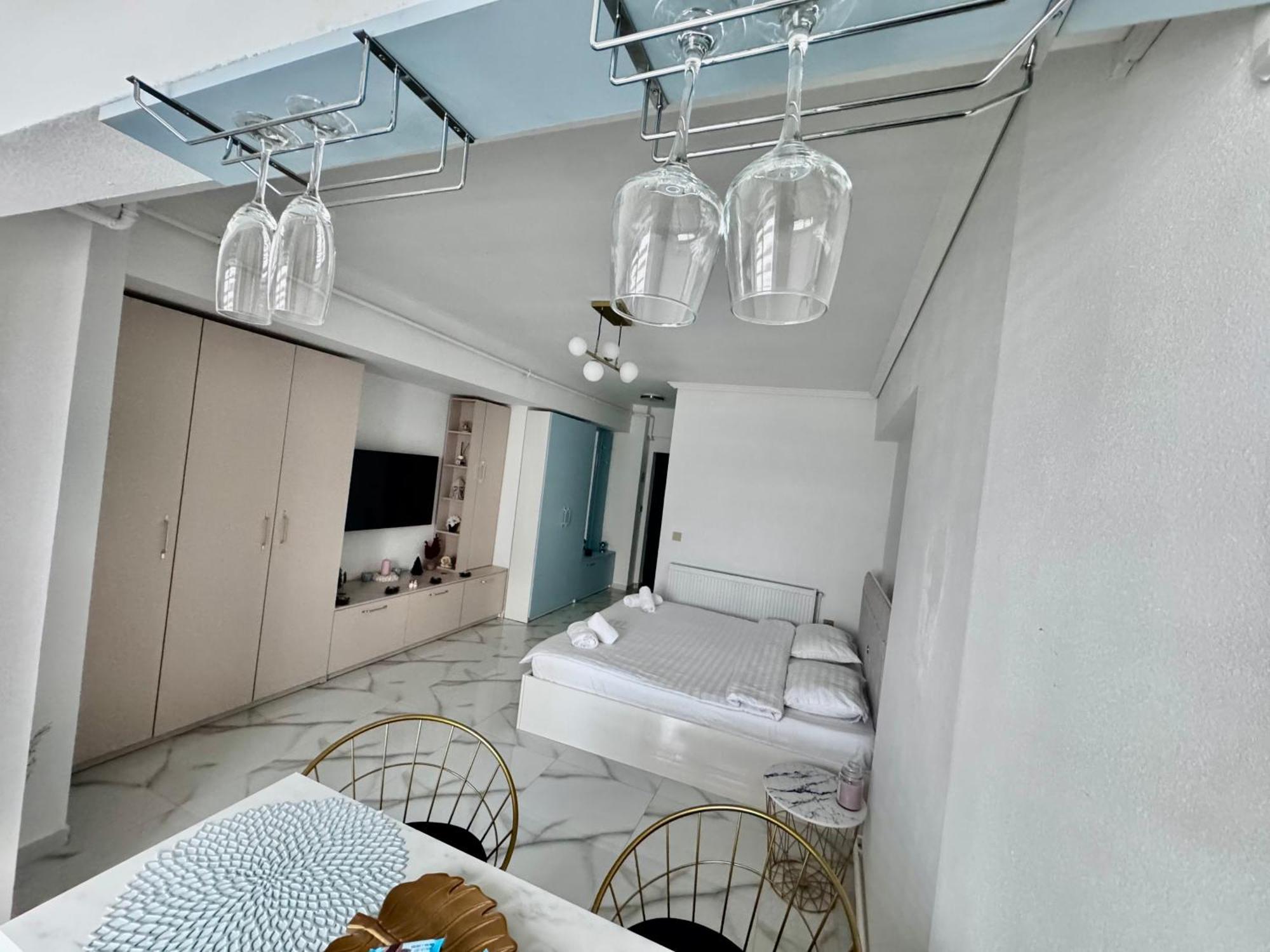 Erwins Studio Craiova Extérieur photo